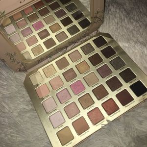 Too Faced Natural Love